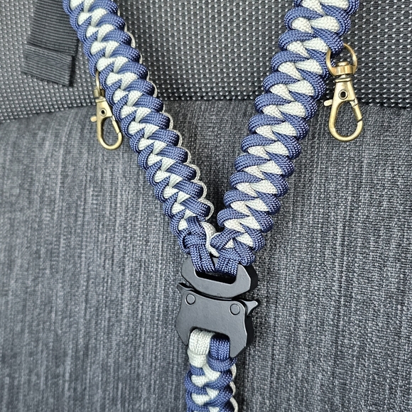 Paracord lanyards for badge/IDs - Picture 9 of 10